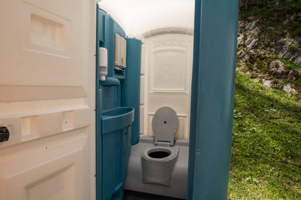 Best Porta potty cleaning services  in Gateway, AK